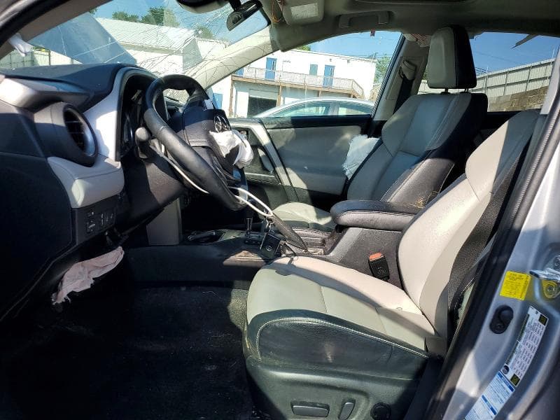 2017 TOYOTA RAV4 PLATINUM 7