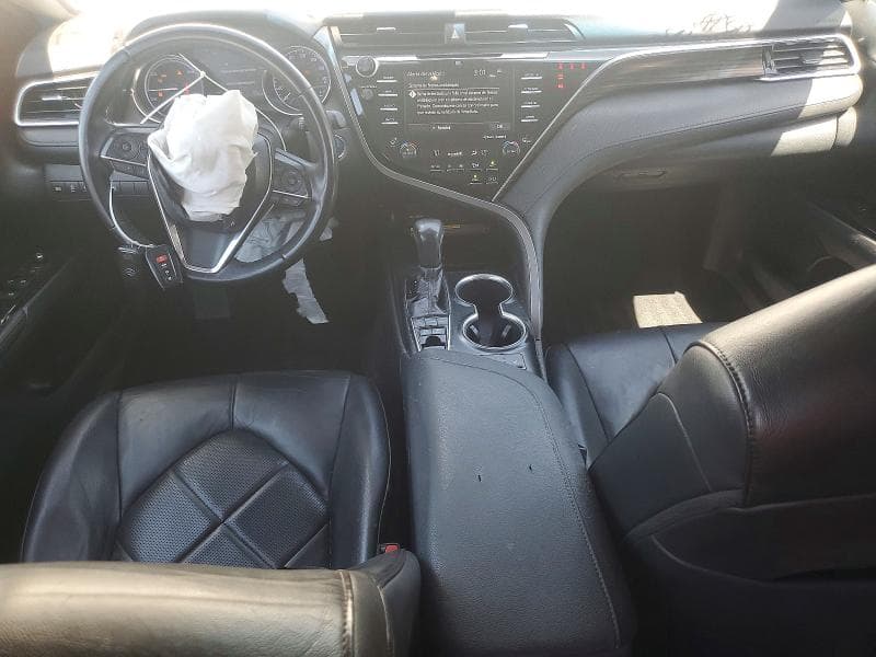2018 TOYOTA CAMRY HYBRID XLE 8