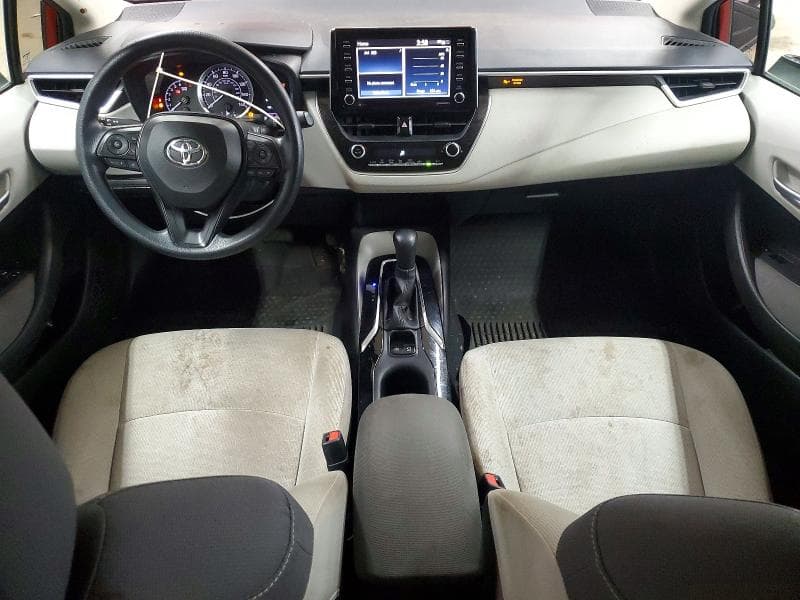 2021 TOYOTA COROLLA LE 8