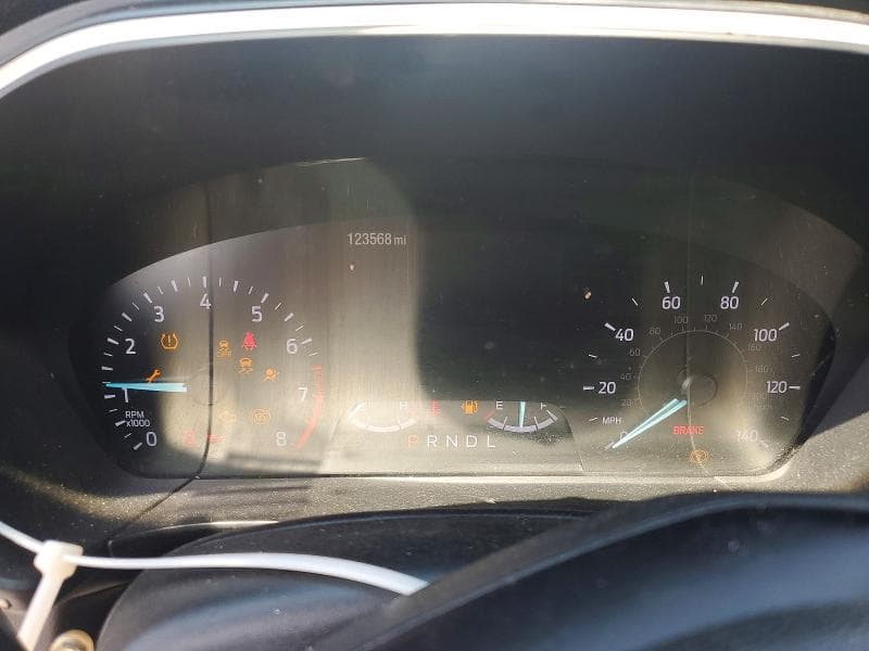 2020 FORD ESCAPE SE 9