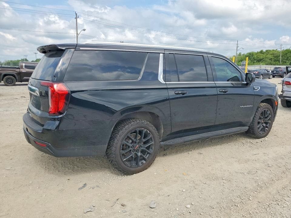 2022 GMC YUKON XL K1500 SLE 3