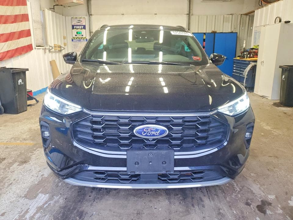 2023 FORD ESCAPE ST LINE SELECT 5