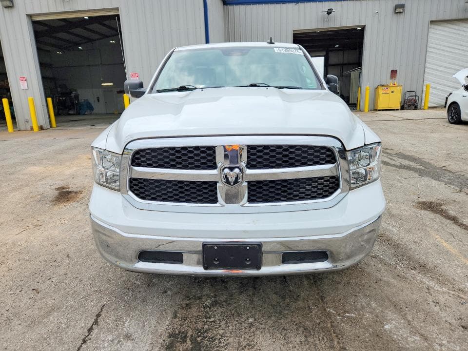 2020 RAM 1500 CLASSIC WARLOCK 5