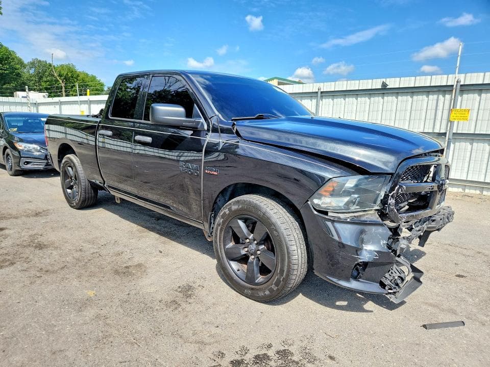 2017 RAM 1500 ST 4