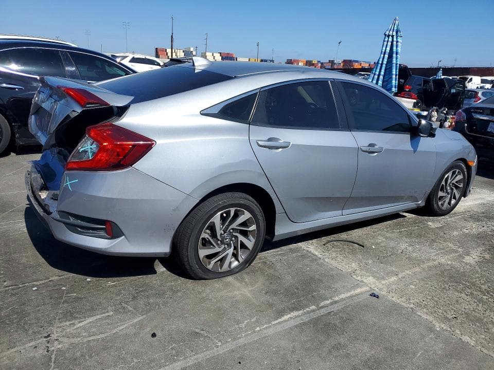 2017 HONDA CIVIC EX 3