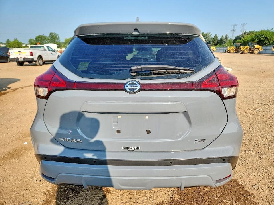 2021 NISSAN KICKS SR 6