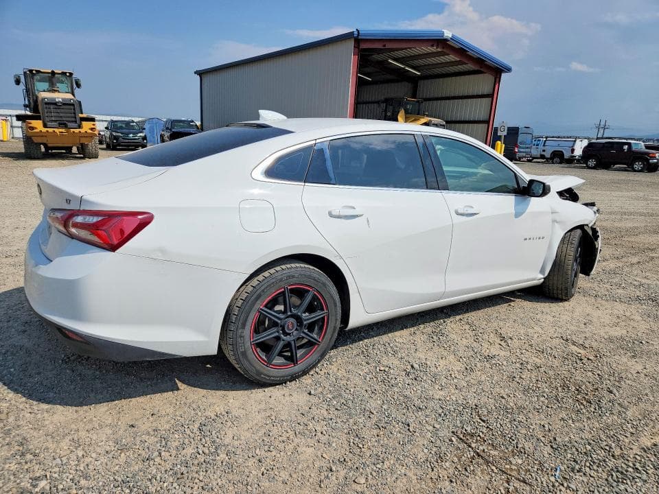 2019 CHEVROLET MALIBU LT 3