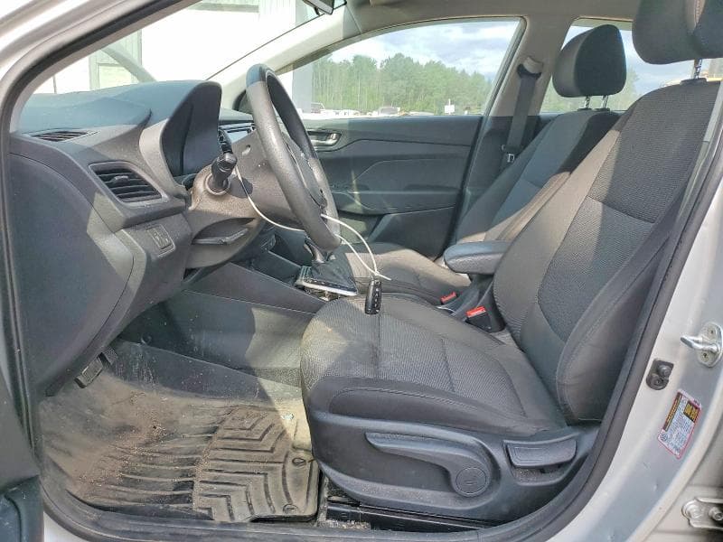 2020 HYUNDAI ACCENT SE 7