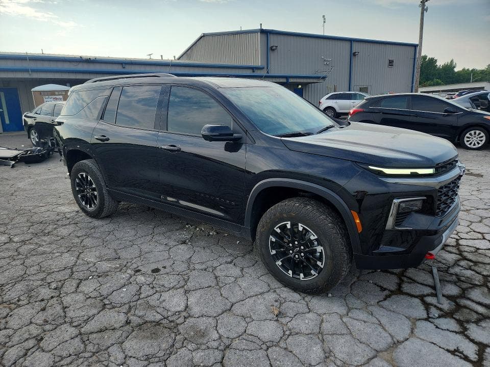 2025 CHEVROLET TRAVERSE Z71 4