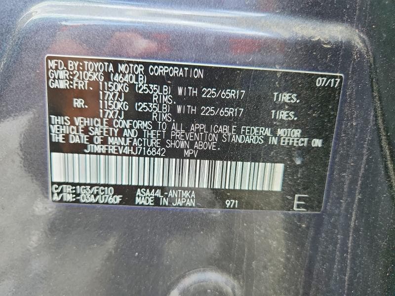 2017 TOYOTA RAV4 XLE 13