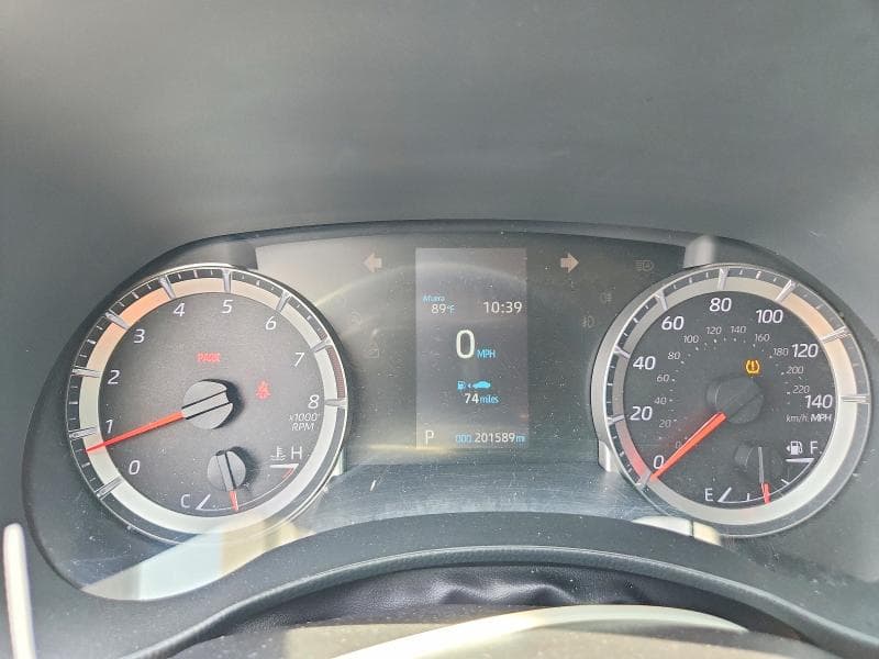 2022 TOYOTA HIGHLANDER LE 9