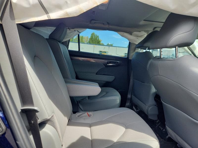 2026 TOYOTA HIGHLANDER HYBRID LIMITED 11