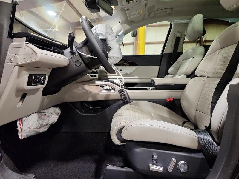 2026 LINCOLN NAUTILUS RESERVE 7