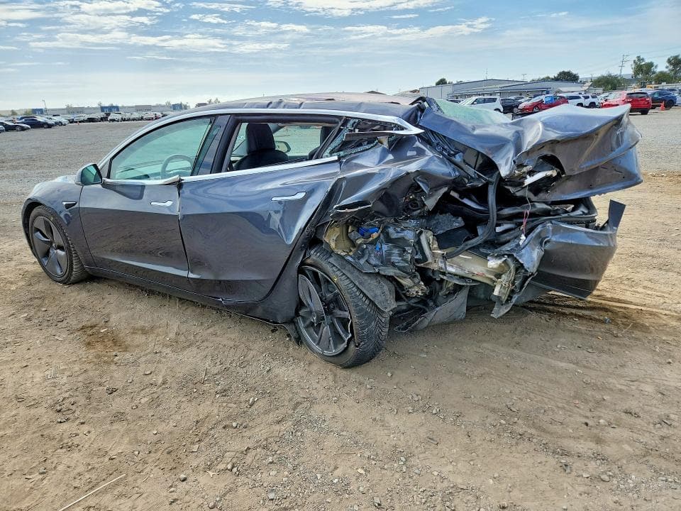 2017 TESLA MODEL 3 2