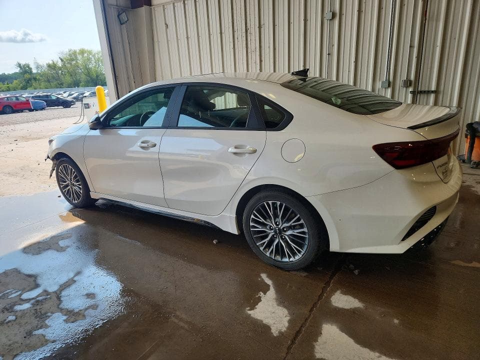 2024 KIA FORTE GT LINE 2