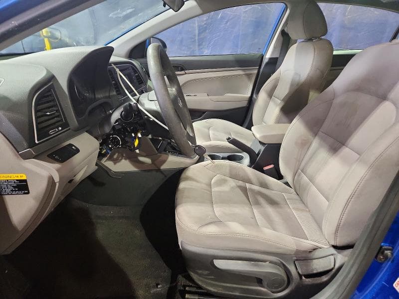2017 HYUNDAI ELANTRA SE 7