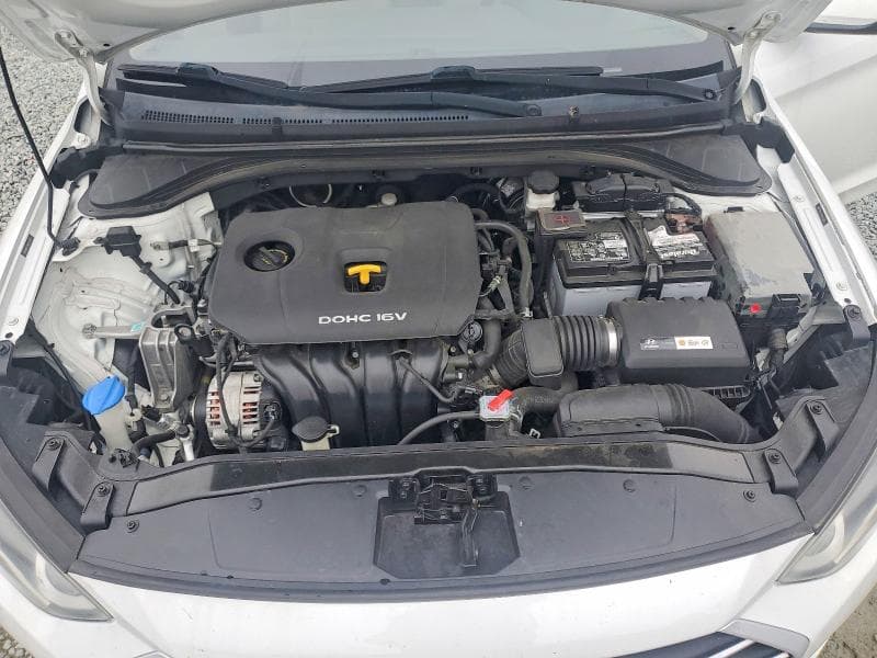 2017 HYUNDAI ELANTRA SE 11