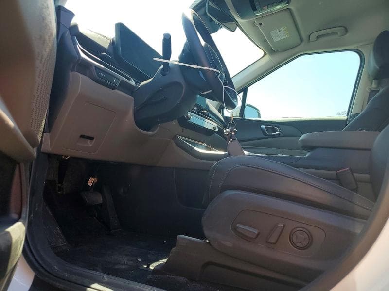 2026 KIA CARNIVAL EX 7