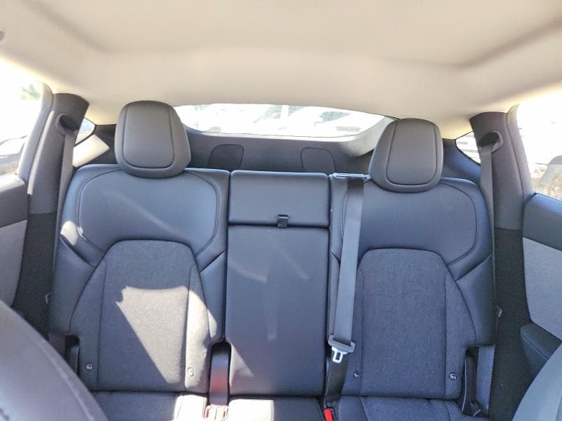 2026 TESLA MODEL Y 10