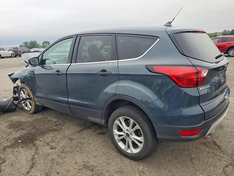 2019 FORD ESCAPE SE 2