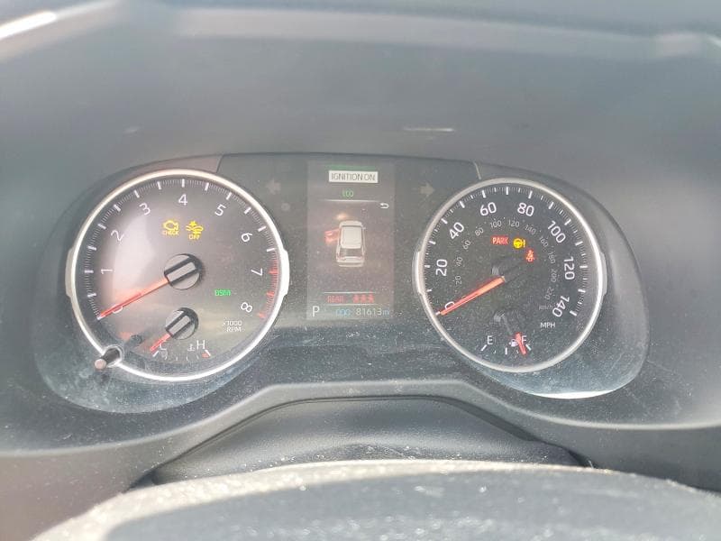 2021 TOYOTA RAV4 XLE 9