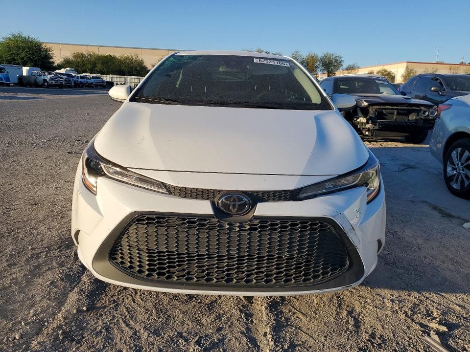 2022 TOYOTA COROLLA LE 5