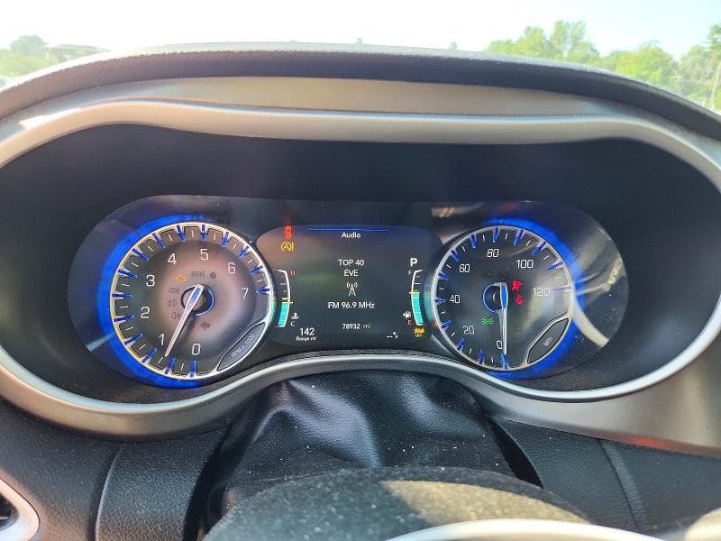 2024 CHRYSLER PACIFICA TOURING L 9