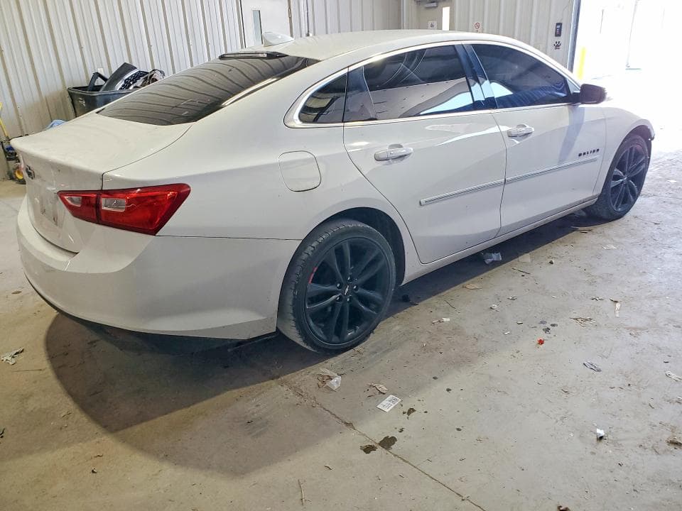 2018 CHEVROLET MALIBU LT 3