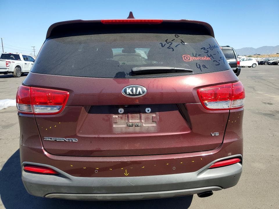 2018 KIA SORENTO LX V6 6