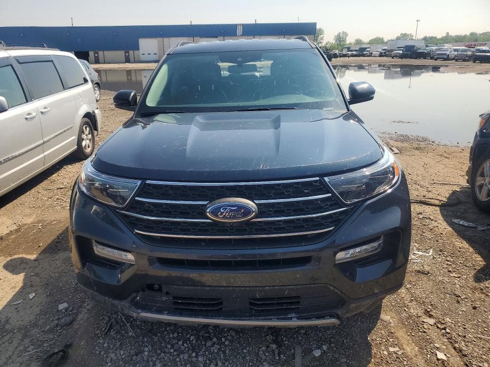 2023 FORD EXPLORER XLT 5