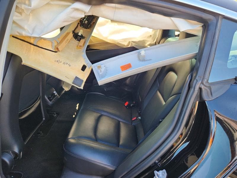 2018 TESLA MODEL 3 10