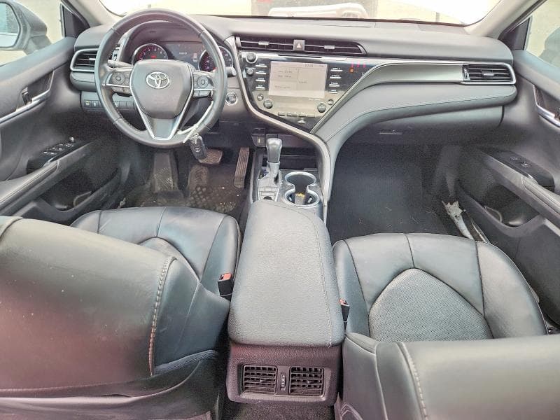 2020 TOYOTA CAMRY XSE 8