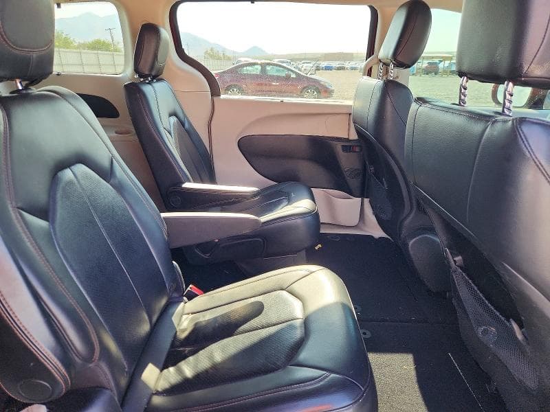 2020 CHRYSLER PACIFICA TOURING L 11