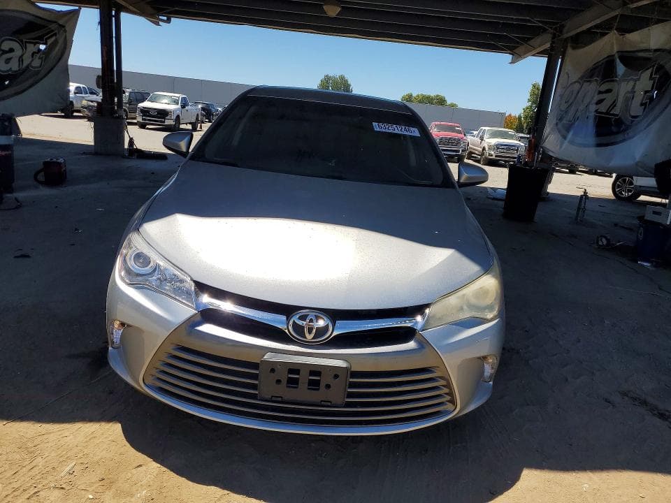 2017 TOYOTA CAMRY LE 5