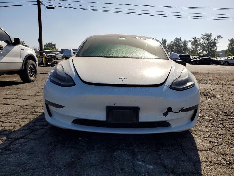 2018 TESLA MODEL 3 5
