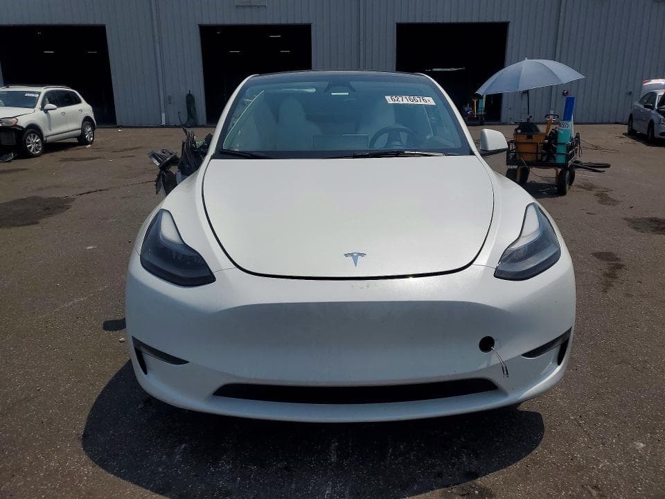 2023 TESLA MODEL Y 5