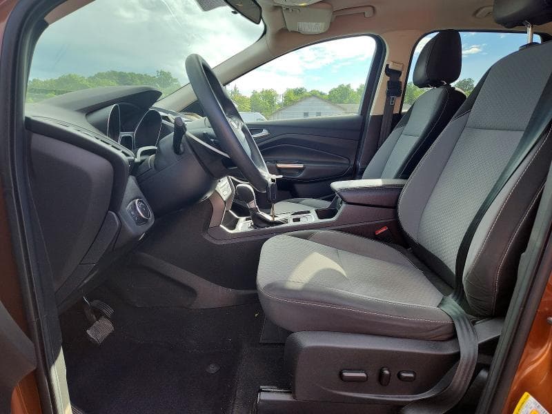 2017 FORD ESCAPE SE 7