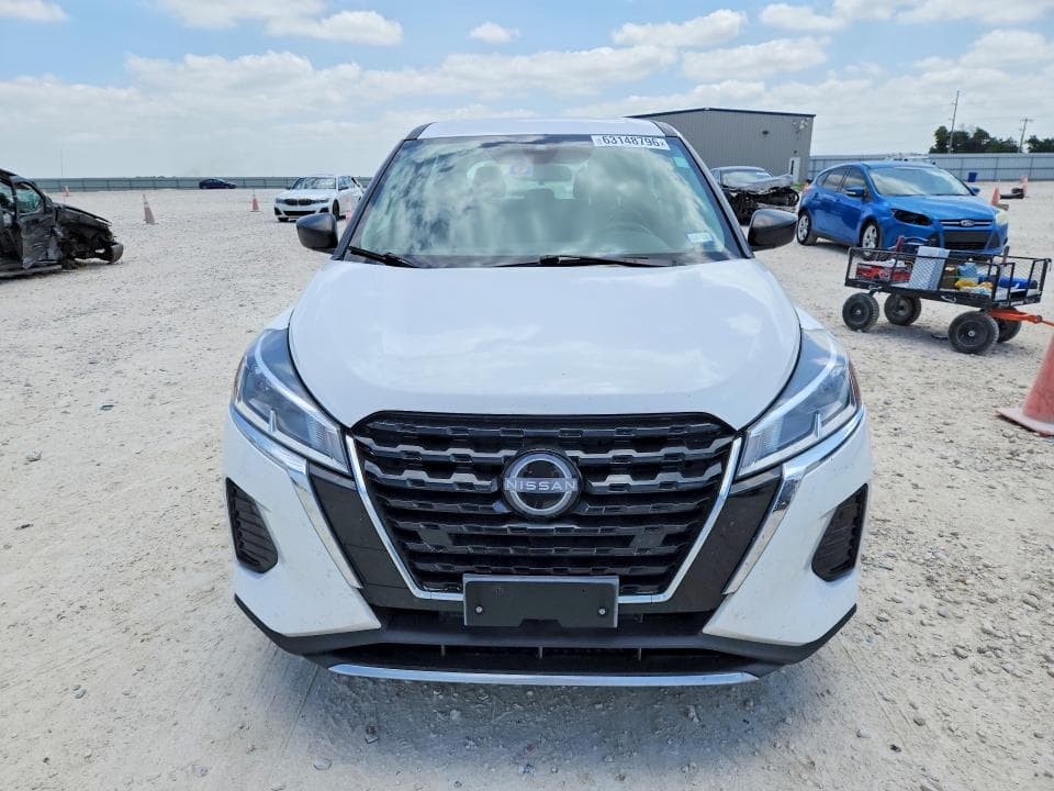 2023 NISSAN KICKS S 5