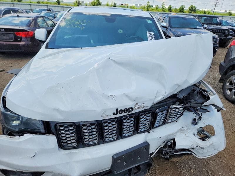 2021 JEEP GRAND CHEROKEE LAREDO 11