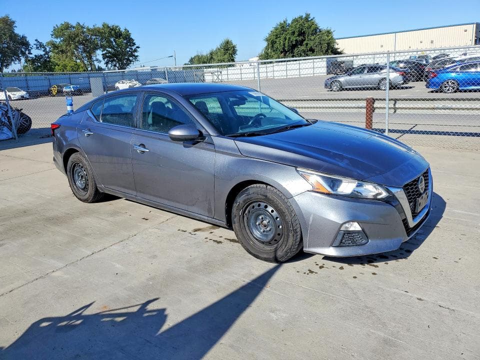2021 NISSAN ALTIMA S 4