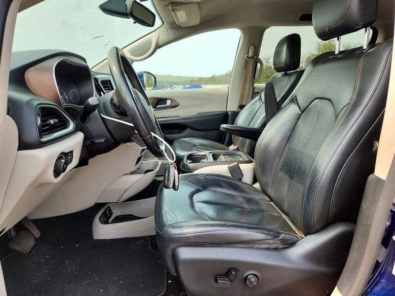 2017 CHRYSLER PACIFICA TOURING L 7
