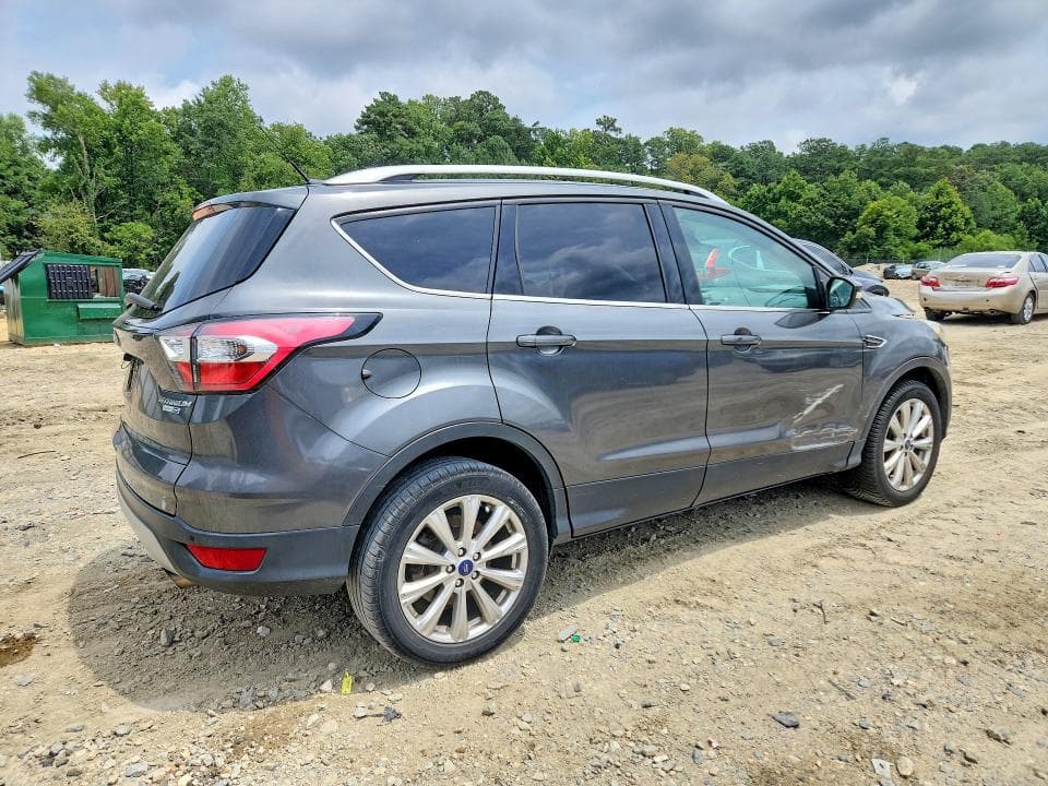 2017 FORD ESCAPE TITANIUM 3