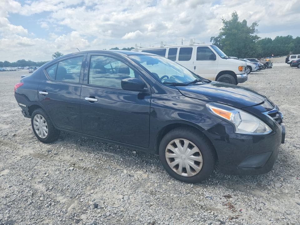 2018 NISSAN VERSA SV 4