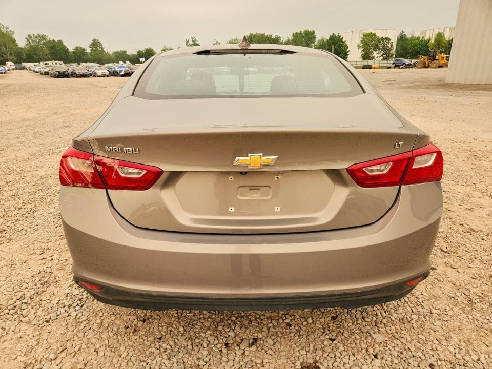 2017 CHEVROLET MALIBU LT 6