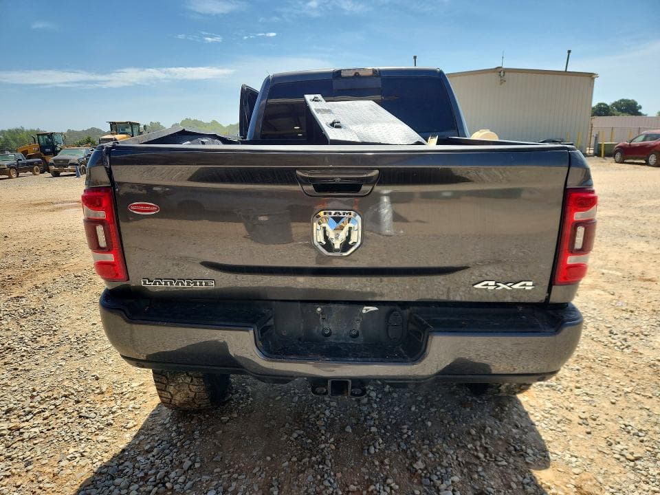 2019 RAM 3500 LARAMIE 6