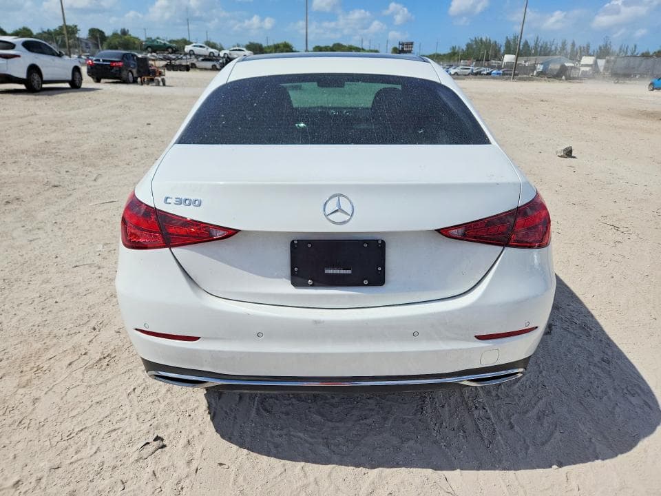 2025 MERCEDES-BENZ C 300 6
