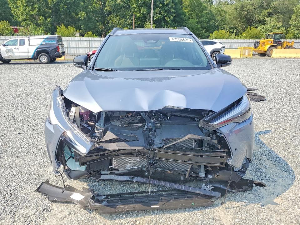 2026 TOYOTA COROLLA CROSS XLE 5