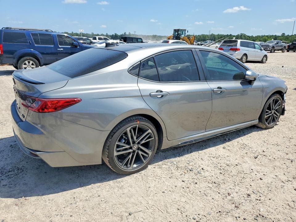 2026 TOYOTA CAMRY XSE 3