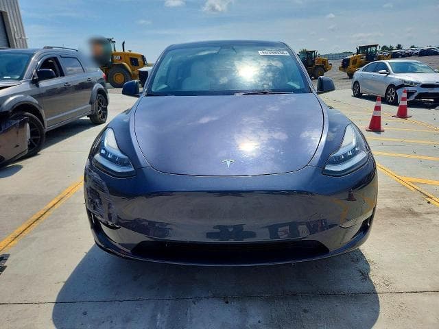 2022 TESLA MODEL Y 5