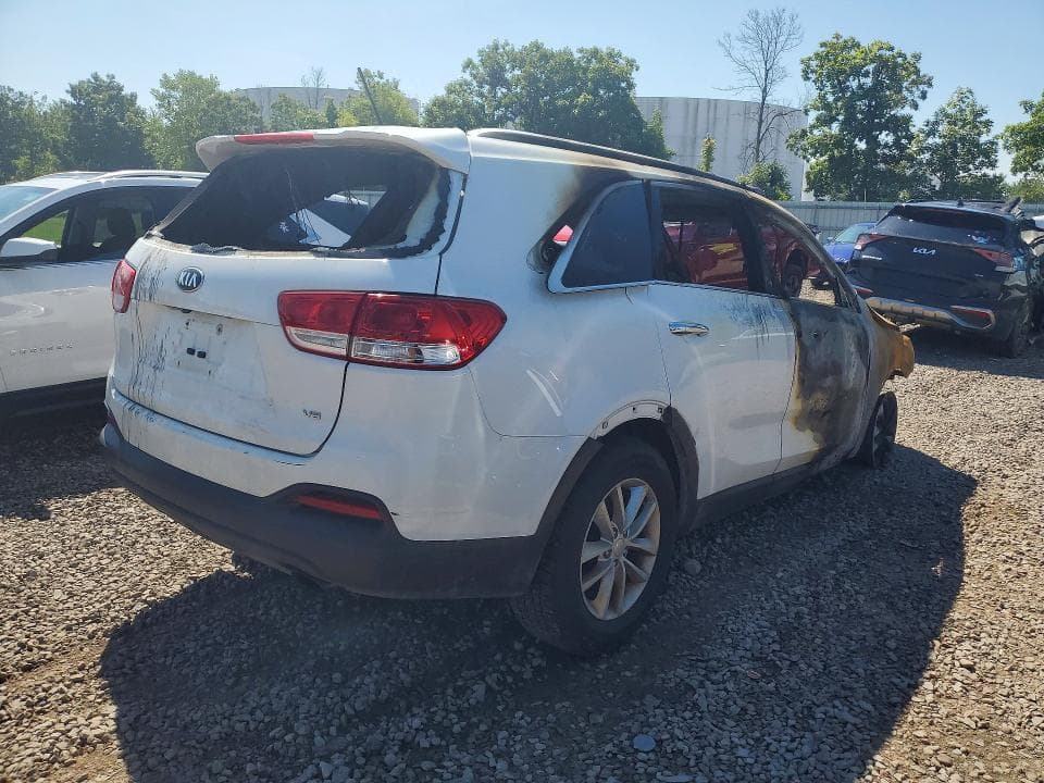 2017 KIA SORENTO LX V6 3